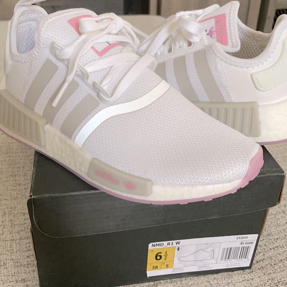 Addis’s Women’s Shoes